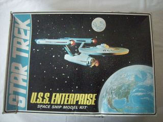 Vintage 1968 AMT Star Trek USS Enterprise Model Kit Spock Kirk McCoy