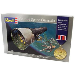 SPACE  Gemini Space Capsule REVELL model kit made in 2012