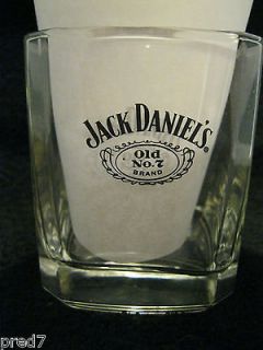 Jack Daniels Old No 7 brand Bourbon glass 1913 gold medal award