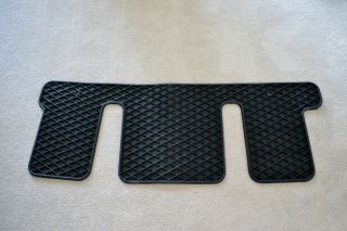 Buick Enclave floor mats in Floor Mats & Carpets