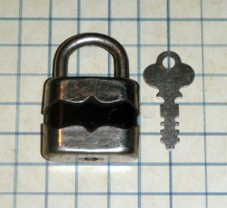   Vtg old Slaymaker Padlock & Flat Skeleton key Lock Treasure Chest Box