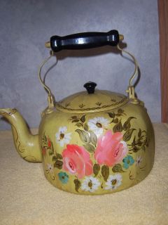 VINTAGE LARGE HANDPAINTED SCALLOPPED MIRRO TEA KETTLE W/ WOODEN HANDLE