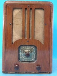 Zenith Tombstone Radio Black Dial Model 5R136 Art Deco Wood Cabinet 