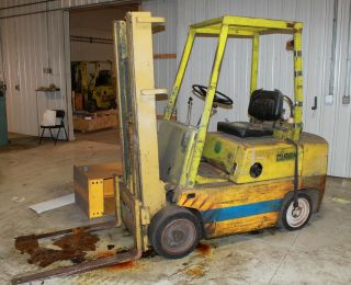 clark forklift in Forklifts & Other Lifts
