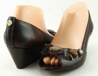 BCBG MAX AZRIA ABBA Coconut Pitone Jeweled Womens Designer Shoes 8.5 