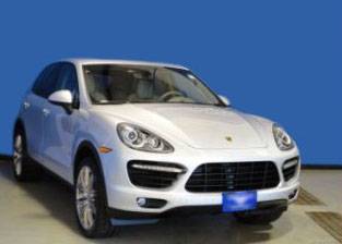 Porsche Cayenne 2011 S Hybrid