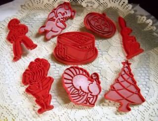   Vintage Red Plastic Tupperware Cookie Cutters~Christmas Thanksgiving