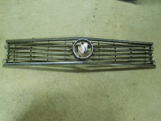  Buick Electra 225 Front Grill Center Section Very Nice (Fits Buick 