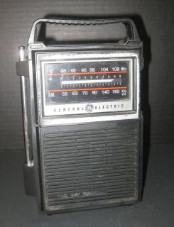 General Electric GE Two Way Power AM/FM Vintage Radio