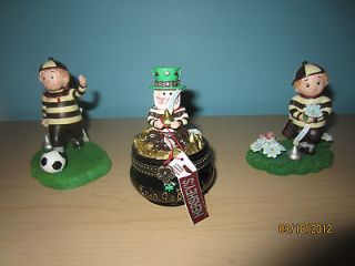 Set of 3 New 3 Hershey Figurines From The 2004 Collection   1 is a 
