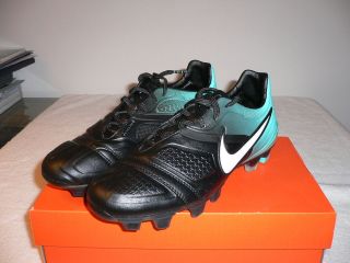 366221 014 Nike CTR360 Maestri FG   NEW   msrp $180