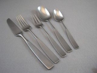 Piece Place Setting (s) Towle Lauffer Stainless Flatware BEDFORD 