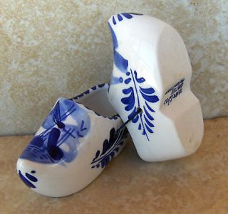 Miniature Ceramic Shoes   Holland Delft Blue