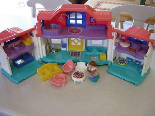 fisher price sweet sounds dollhouse in Dollhouses