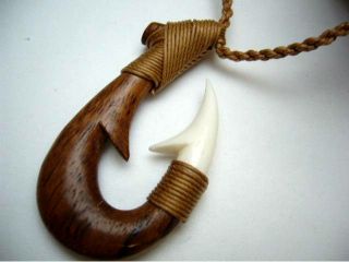   Koa Wood Hawaiian Jewelry Fish Hook Pendant Choker/Necklace # 45007