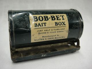   Bob Bet Bait Box by Walter Cole Attach to Belt Keep Worms Handy Metal