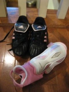 Youth Girls size 2 Adidas Pink & Black Soccer Cleats Softball Sneakers 