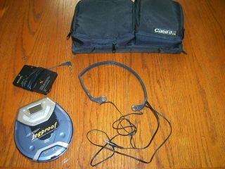 Philips Jogproof CD Player with Cassette Adaptor,Headphones and Case