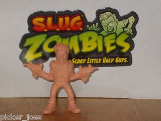   Slug S.L.U.G. ZOMBIES Series 3 JOHNNY TWO GUNS Scary Little Ugly Guys