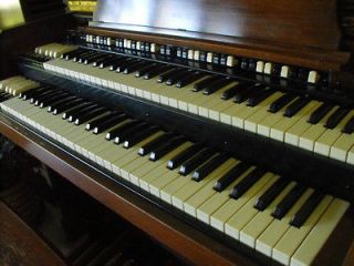 hammond organ in Piano & Organ