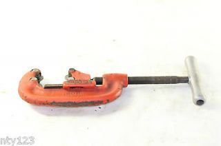   No 42A Four Wheel Heavy Duty Pipe Cutter Cuts 3/4 TO 2 Pipe Rigid