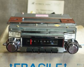   Radio AM / 8 Track in dash player for vintage muscle car restoration