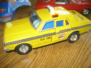 TOY YONEZAWA TAXI CAB BATTERY OPERATED TIN LITHO WORKS