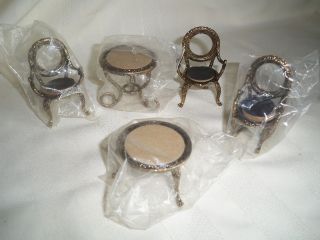 Metal Chair   Dollhouse Miniature Furniture