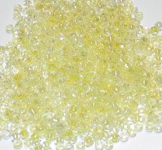 Yellow Rainbow Transparent 6/0 4mm Matsuno Dyna Mites Glass Seed Bead 