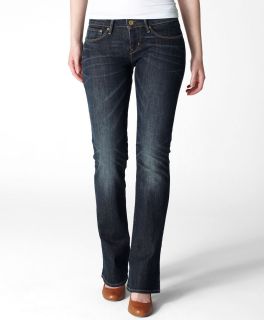 levis skinny jeans in Womens Clothing