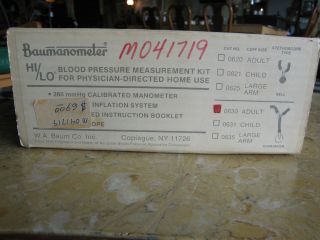 Vintage Baumanometer Blood Pressure Measurement Kit in Box w 