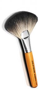 Make Up For Ever   Face Lip brush from 3N 20N 25N 30N 45N 55N 20S 24S 