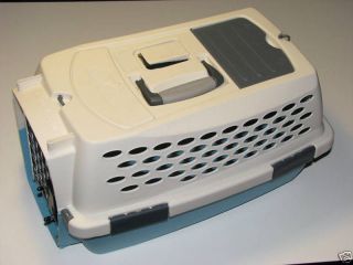 plastic pet carriers in Carriers & Totes