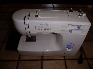Kenmore 385 Sewing Machine Very nice condition. Shipping OK