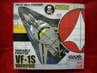 Bandai 1/55 Macross VF 1S Valkyrie Roy Focker Robotech