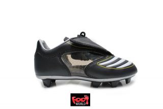 kids football shoes in Clothing, 