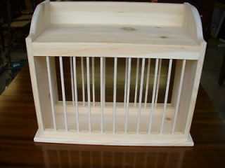 Cozy kitchen cottage wood counter plate dish rack stand shelf