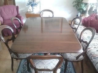 ETHAN ALLEN SOLID CHERRY BANQUET TABLE WITH 6 CHAIRS (BEAUTIFUL) W 2 