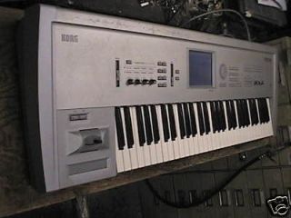 Korg Triton 61 key Workstation Synthesizer SAMPLER/16meg/​keyboard 