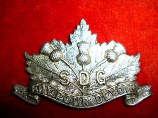 M92   The Stormont, Dundas & Glengarry Highlanders WW2 Cap Badge