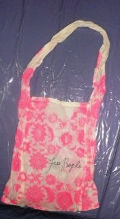 FREE PEOPLE Large Mesh Cream/Pink Flowers Hand/Shoulder Bag Purse NEW