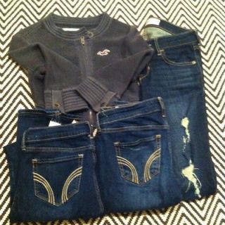 Lot Of 7 Pieces Of Hollister Clothing