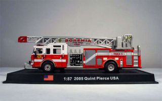 Fire Truck Quint Pierce USA 2005 187 License del Pardo