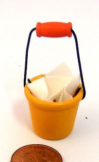 12 Scale Bucket And Cloth Dolls House Miniature Garden Accessory 220
