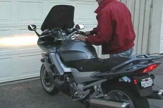 Motorcycle Automatic Windshield for Yamaha FJR1300 by JSC Engineering 