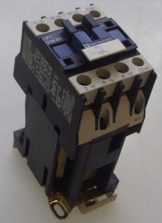  LC1 D18 10 BD Motor Contactor Relay 240V LC1D1810 See my Feedback