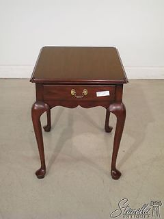 19615 HENKEL HARRIS Cherry Queen Anne 1 Drawer End Table