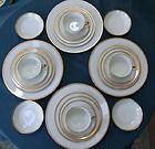 Warwick D9100 DINNERWARE 4 Six Piece Place Settings 24 PIECES Exc Con 