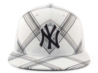 NEW YORK YANKEES ASKEW SNAPBACK WHITE BLACK GREY HAT CAP NEW RARE 