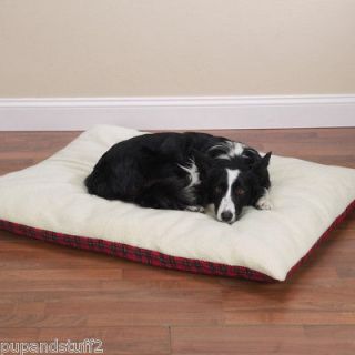 LARGE DOG BED WITH WASHABLE BERBER & PLAID COVER 45 L x 36 W 